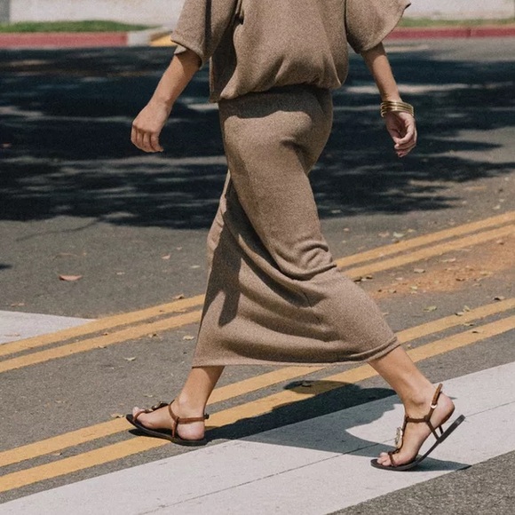 Zara NWT viscose knit stretchy midi skirt light brown tan - Picture 4 of 10